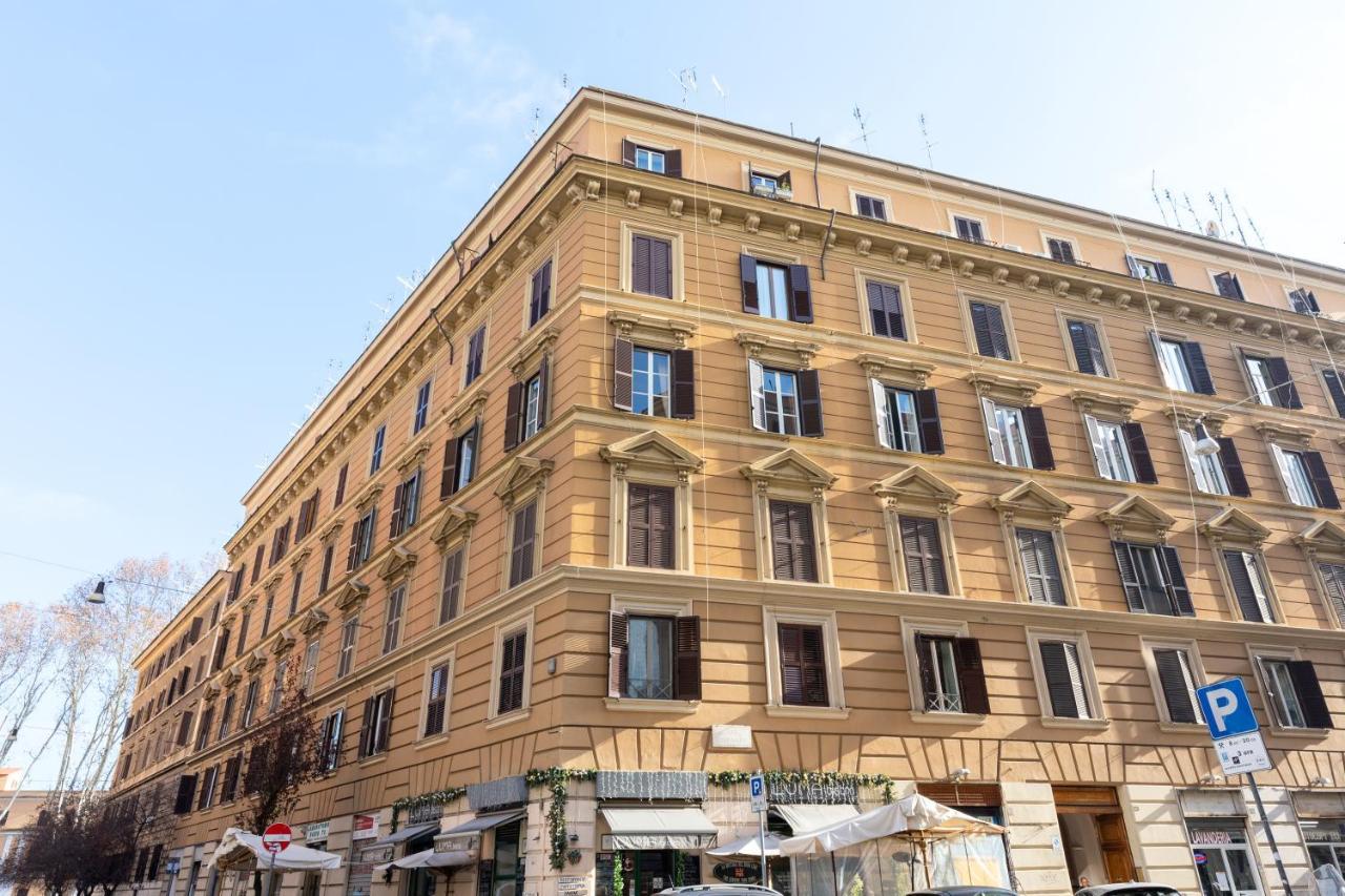Gentile Suites - Private Rooms Рим Экстерьер фото
